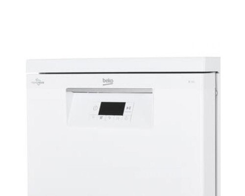 Посудомоечная машина Beko BDFS15020W белый