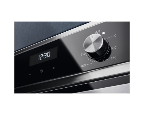 Встраиваемый электрический духовой шкаф Electrolux EOF5C50BX Black